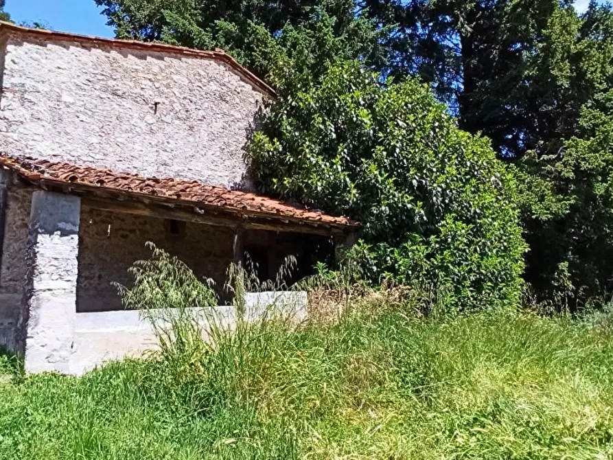 Immagine 12 di Rustico / casale in vendita  a Pescaglia