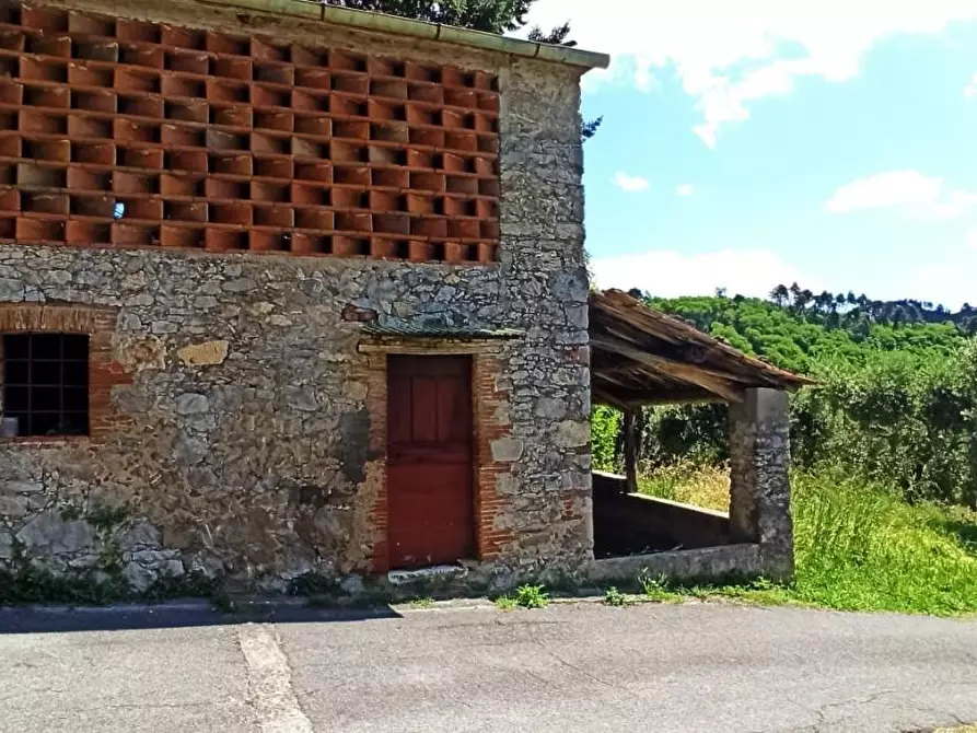 Immagine 18 di Rustico / casale in vendita  a Pescaglia