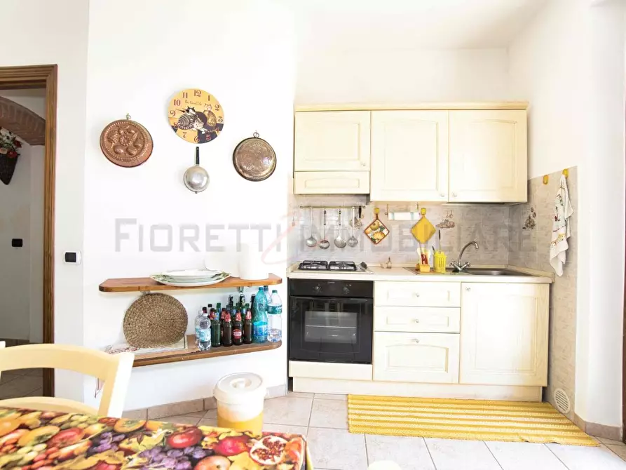 Immagine 15 di Porzione di casa in vendita  a Campiglia Marittima