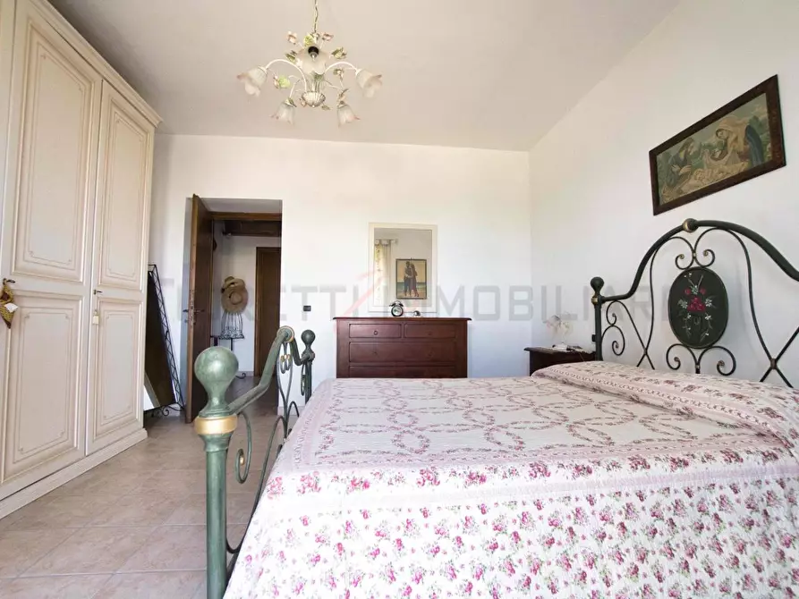 Immagine 8 di Porzione di casa in vendita  a Campiglia Marittima