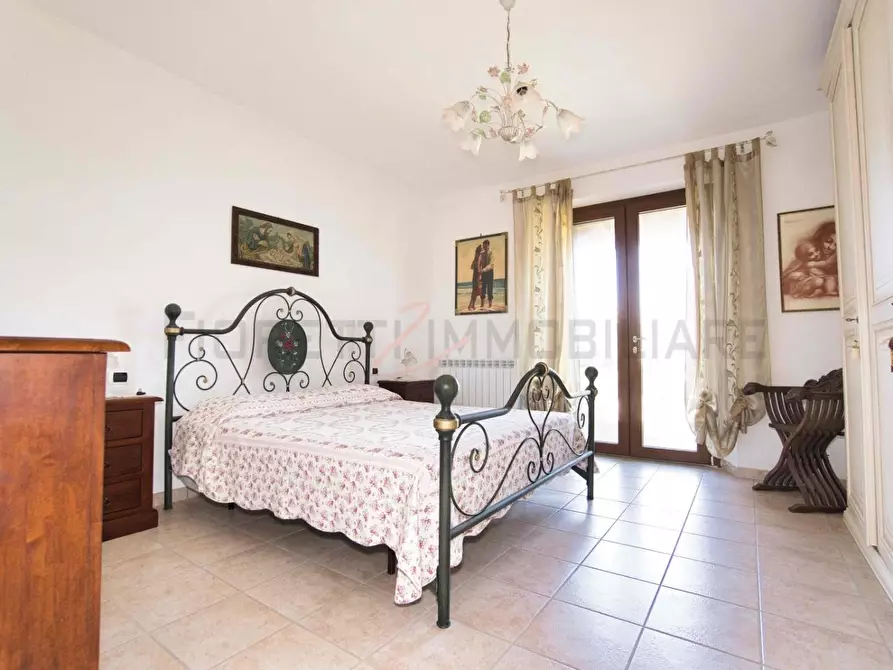 Immagine 6 di Porzione di casa in vendita  a Campiglia Marittima