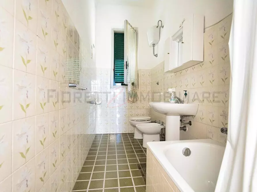 Immagine 53 di Porzione di casa in vendita  a Campiglia Marittima