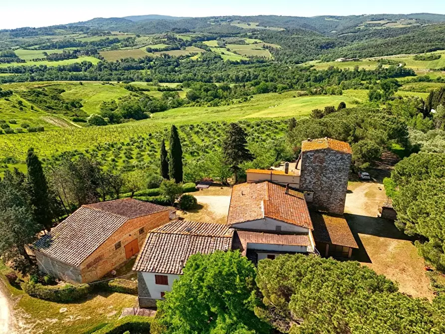 Immagine 7 di Casa colonica in vendita  a Gambassi Terme