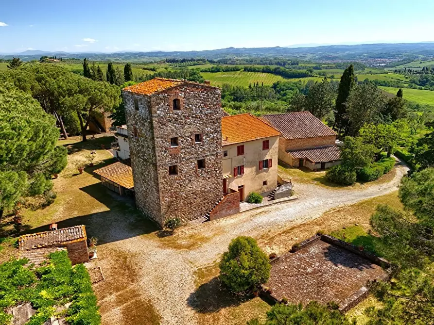Immagine 6 di Casa colonica in vendita  a Gambassi Terme