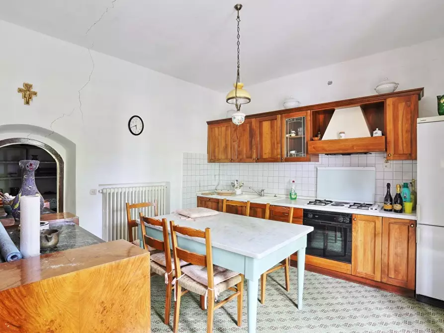 Immagine 15 di Casa colonica in vendita  a Gambassi Terme