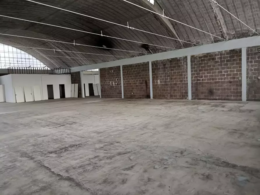 Immagine 13 di Attività artigianale in affitto  a Barberino Tavarnelle