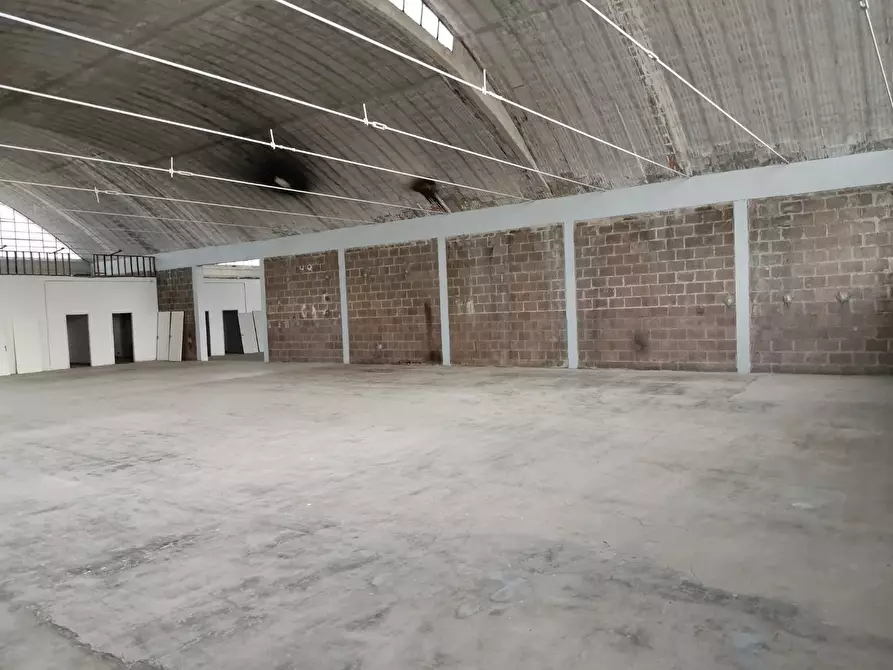 Immagine 4 di Attività artigianale in affitto  a Barberino Tavarnelle