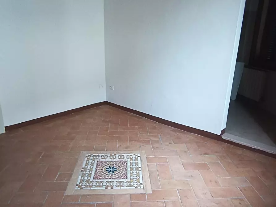 Immagine 3 di Appartamento in vendita  a Montalcino