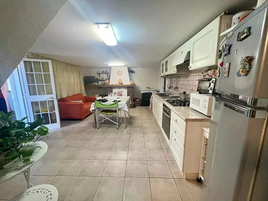 Immagine 24 di Villa in vendita  a Porcari