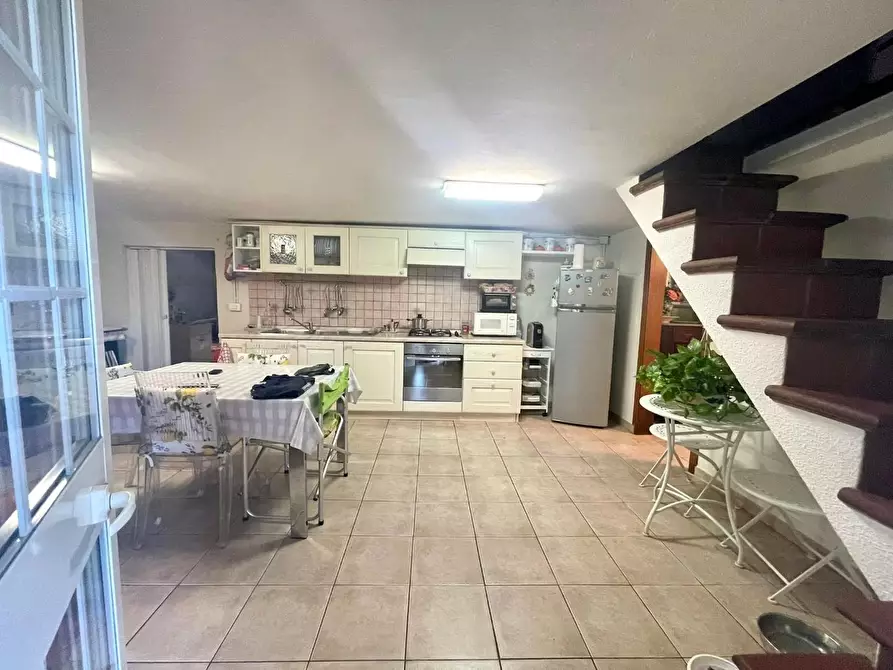 Immagine 22 di Villa in vendita  a Porcari