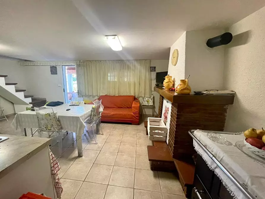 Immagine 23 di Villa in vendita  a Porcari