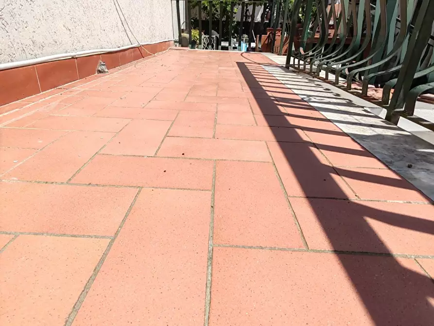 Immagine 24 di Appartamento in vendita  a Massa