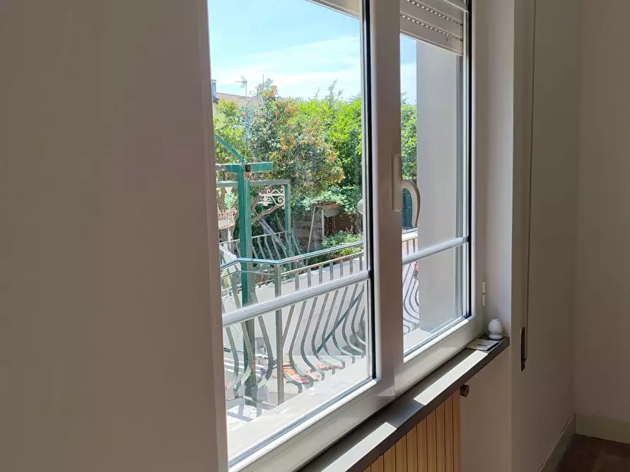 Immagine 19 di Appartamento in vendita  a Massa