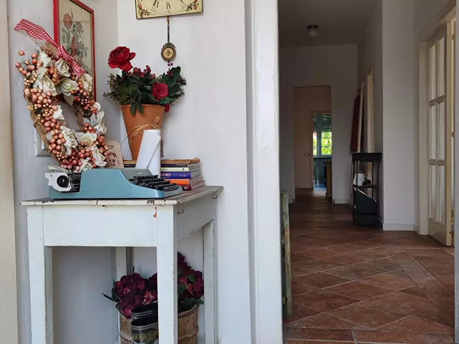 Immagine 27 di Appartamento in vendita  a Massa