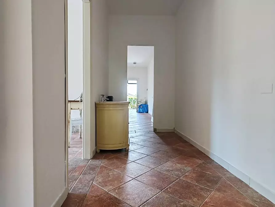 Immagine 14 di Appartamento in vendita  a Massa