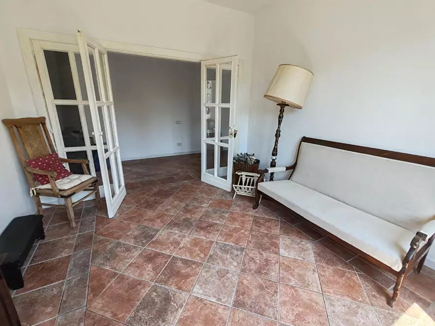 Immagine 3 di Appartamento in vendita  a Massa