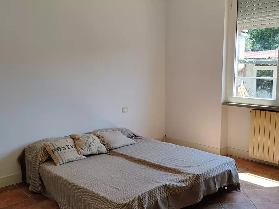 Immagine 12 di Appartamento in vendita  a Massa