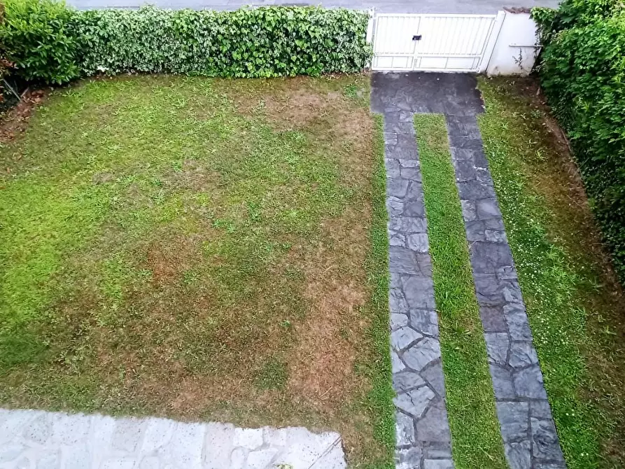 Immagine 23 di Casa semindipendente in vendita  a Pietrasanta