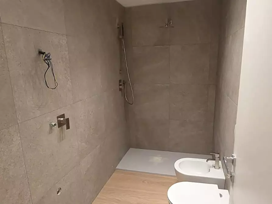 Immagine 11 di Appartamento in vendita  a Empoli