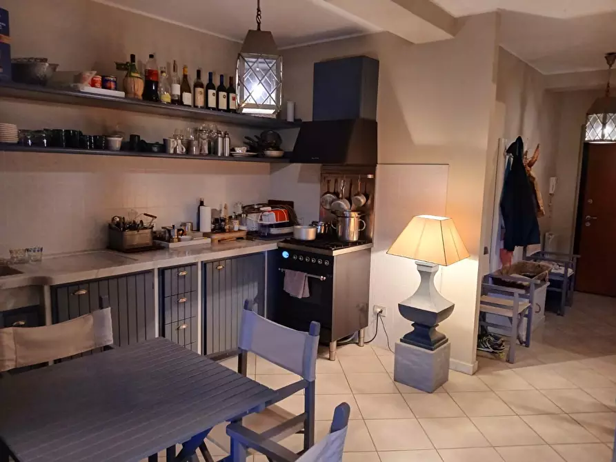 Immagine 8 di Appartamento in vendita  a Carrara