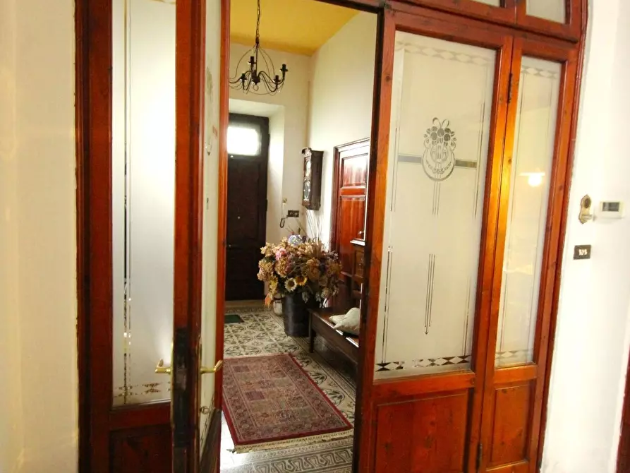 Immagine 7 di Villa in vendita  a Capannori