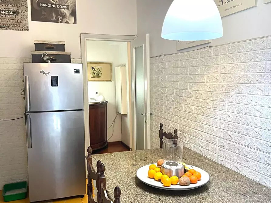 Immagine 6 di Appartamento in vendita  a Carrara