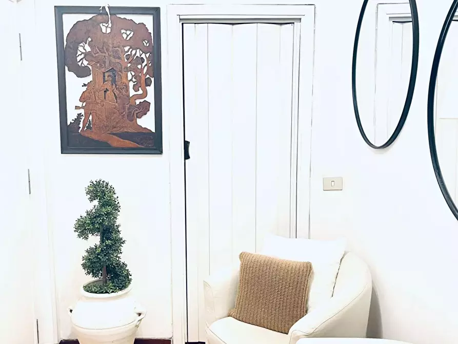 Immagine 4 di Appartamento in vendita  a Carrara