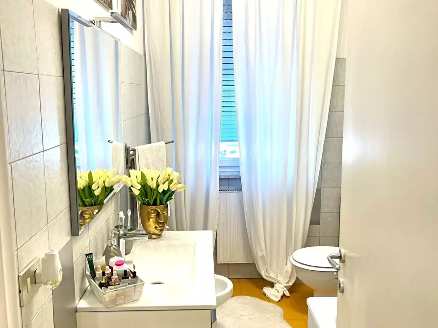 Immagine 10 di Appartamento in vendita  a Carrara