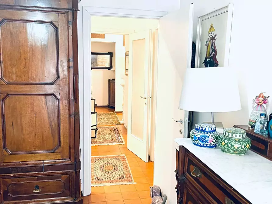 Immagine 16 di Appartamento in vendita  a Carrara