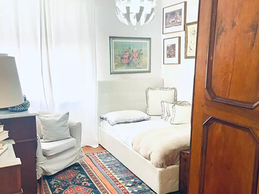 Immagine 17 di Appartamento in vendita  a Carrara