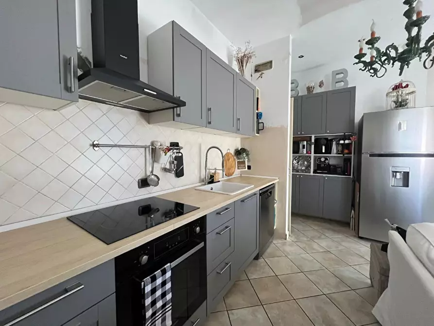 Immagine 6 di Appartamento in vendita  a Seravezza