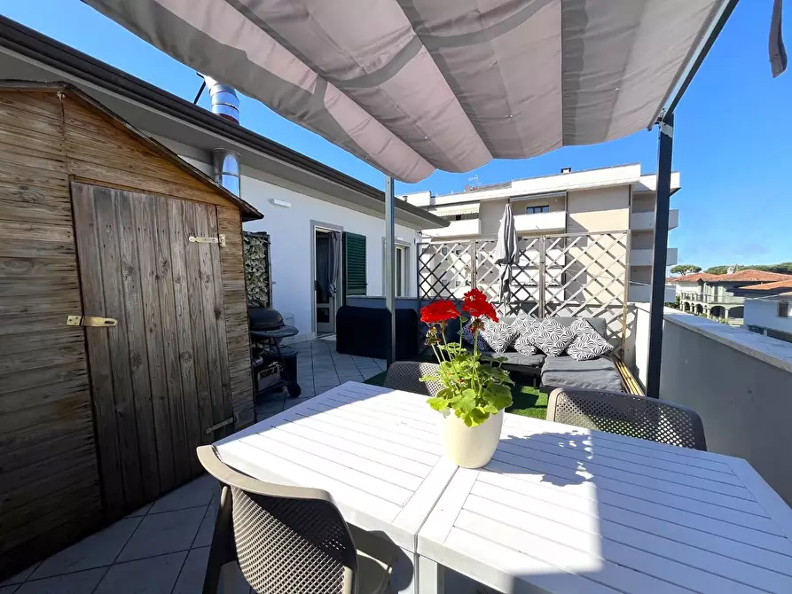 Immagine 18 di Appartamento in vendita  a Seravezza