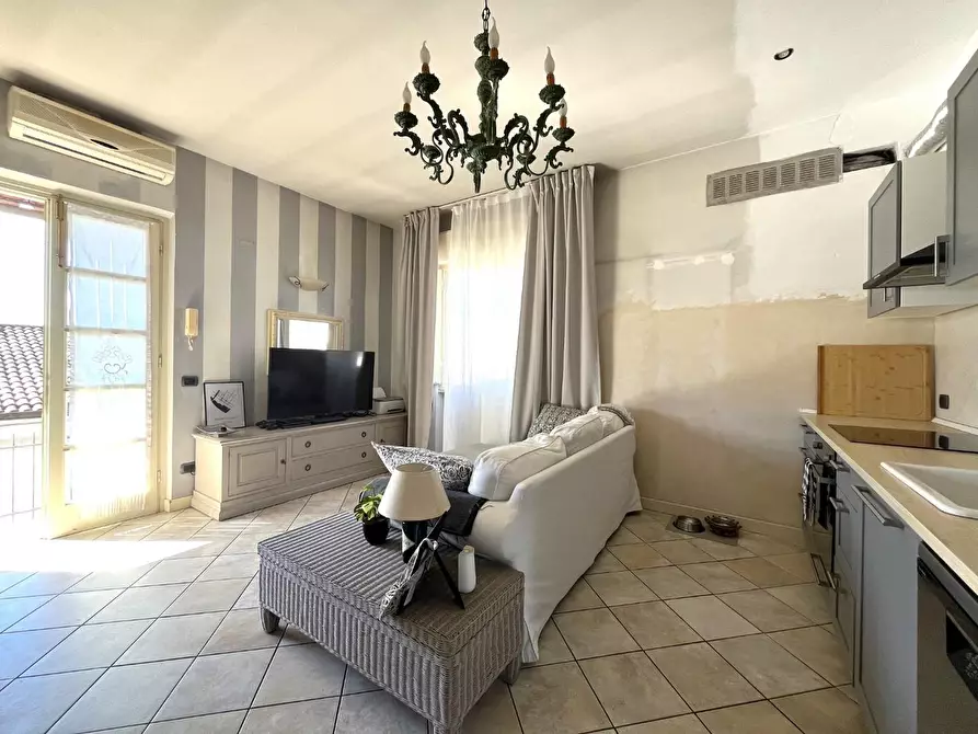 Immagine 5 di Appartamento in vendita  a Seravezza