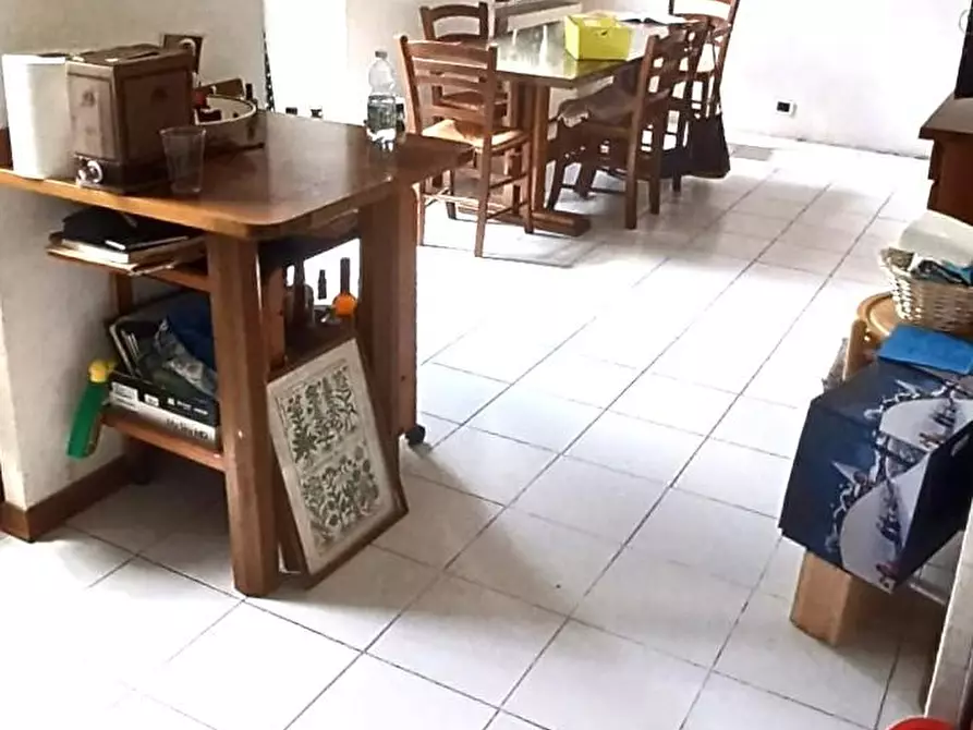 Immagine 5 di Appartamento in vendita  a Livorno