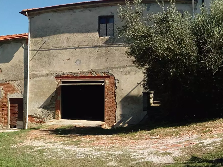 Immagine 1 di Casa colonica in vendita  a Cerreto Guidi