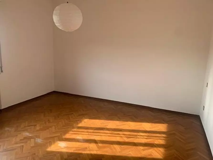 Immagine 7 di Casa indipendente in vendita  a Cascina