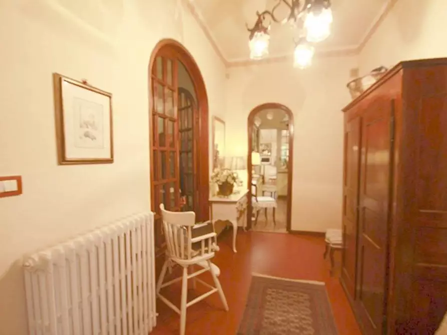 Immagine 31 di Villa in vendita  a Lucca