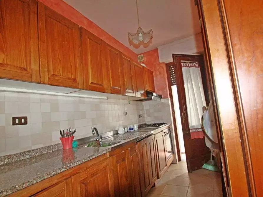 Immagine 20 di Villa in vendita  a Lucca