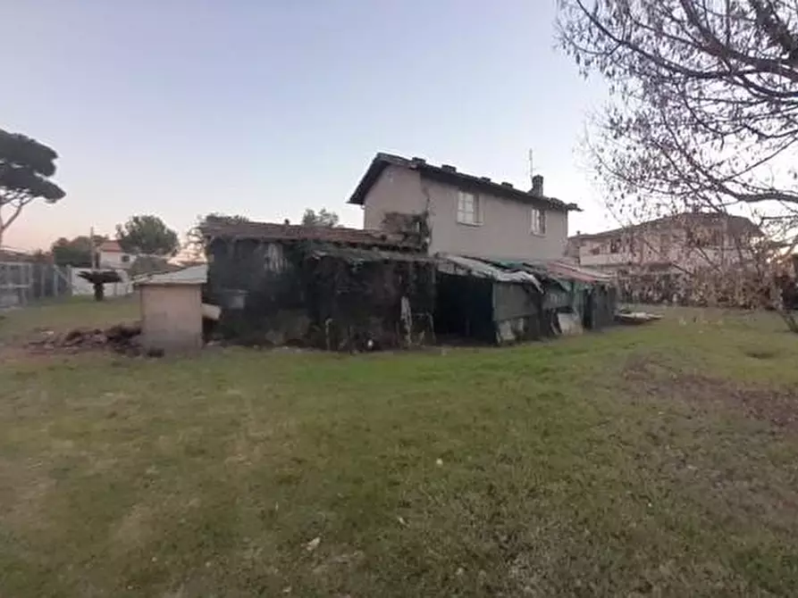 Immagine 10 di Villa in vendita  a Forte Dei Marmi