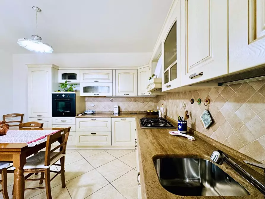 Immagine 10 di Casa indipendente in vendita  a Pietrasanta