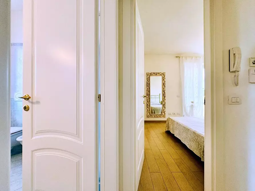 Immagine 31 di Casa indipendente in vendita  a Pietrasanta