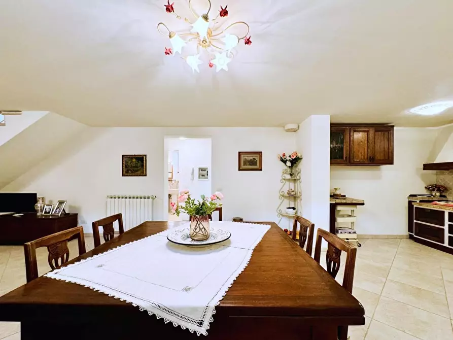 Immagine 49 di Casa indipendente in vendita  a Pietrasanta