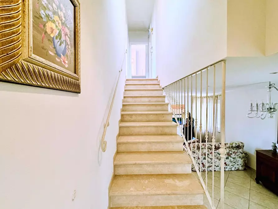 Immagine 21 di Casa indipendente in vendita  a Pietrasanta