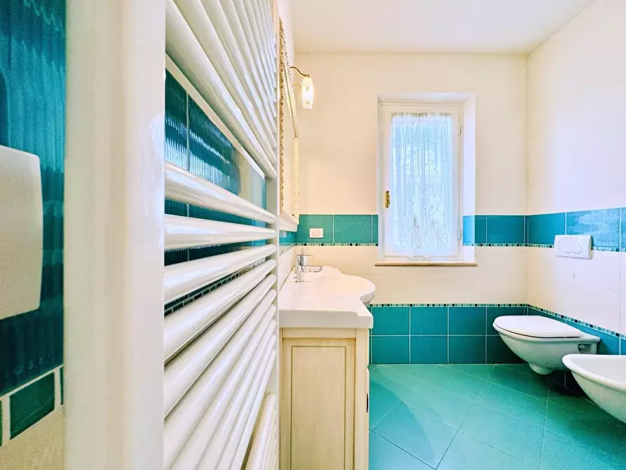 Immagine 40 di Casa indipendente in vendita  a Pietrasanta