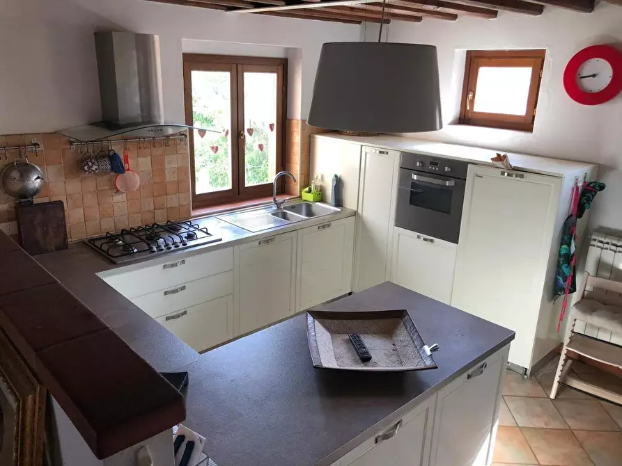 Immagine 4 di Villetta a schiera in vendita  a Gaiole In Chianti