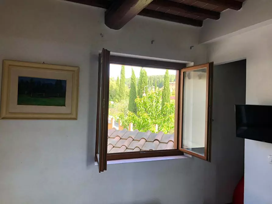 Immagine 11 di Villetta a schiera in vendita  a Gaiole In Chianti