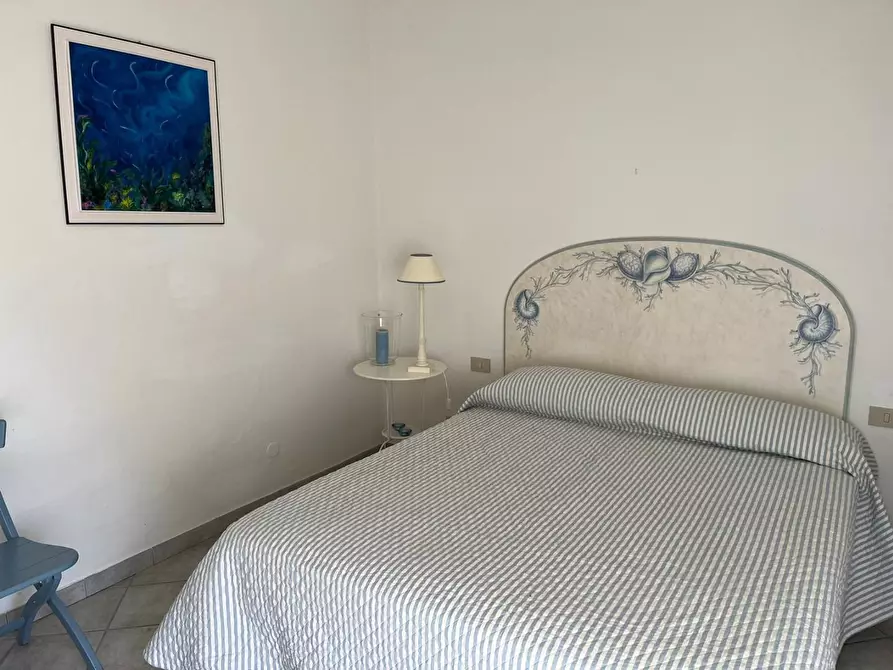 Immagine 9 di Appartamento in affitto  a Montignoso