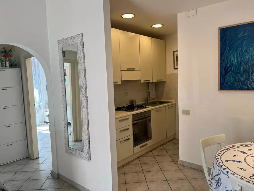 Immagine 7 di Appartamento in affitto  a Montignoso