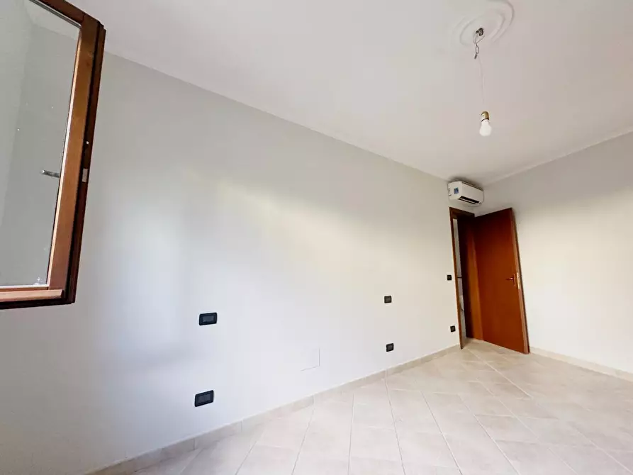 Immagine 6 di Villa in vendita  a Lucca