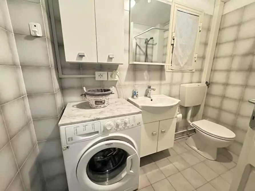 Immagine 15 di Appartamento in affitto  a Forte Dei Marmi